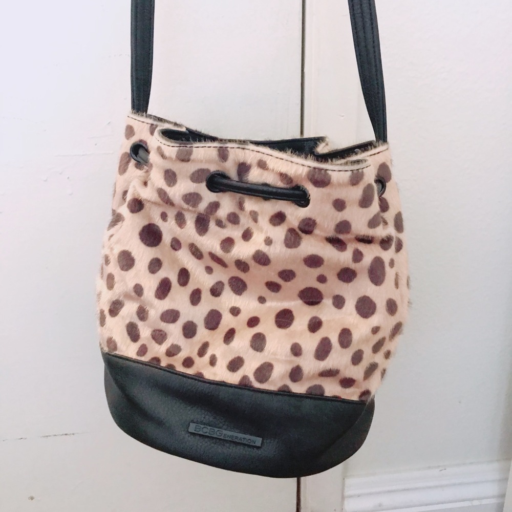 Crossbody buckle only 18